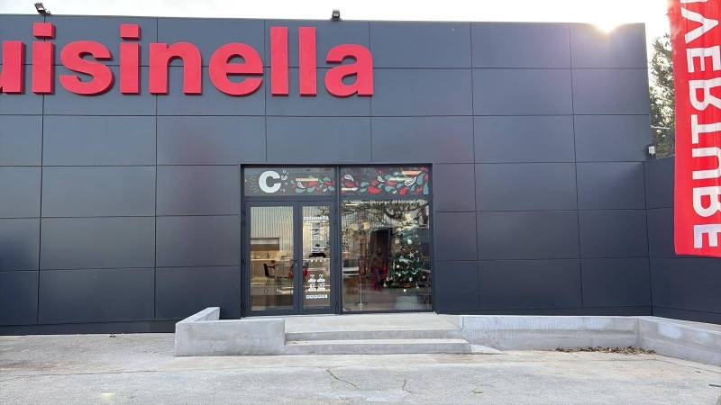 Zoom sur les cassettes RAL 7016 du Cuisinella Aubagne